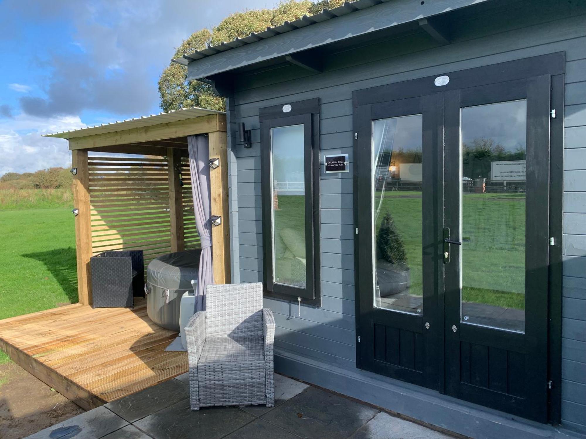 Dolafon Farm Luxury Glamping Cabin With Hot Tub St Asaph Buitenkant foto